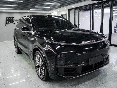 豪华国产大型SUV——理想L9，当然要第一时间贴上隐形车衣！